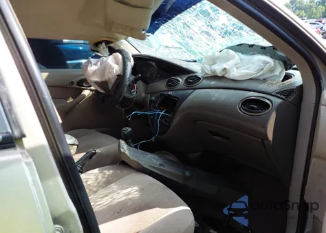 2000 Ford Focus Se z USA, uszkodzony, nr VIN 1FAFP3435YW292500